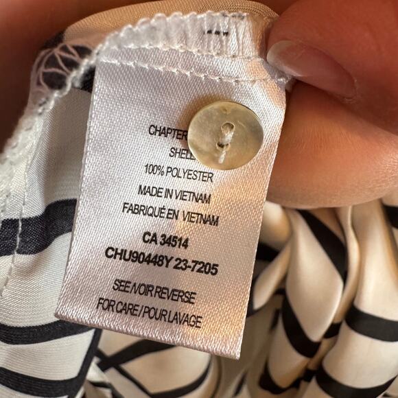 Vintage Haver London Geometric Top White Collared Button Front Long Sleeve Sz XL - Picture 3 of 5